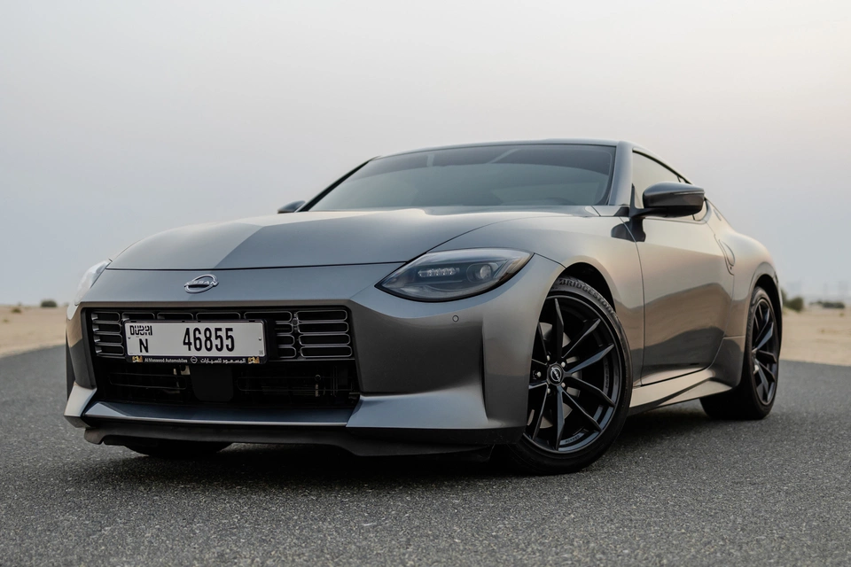 Аренда Ниссан 400Z серый, 2023 в Дубае