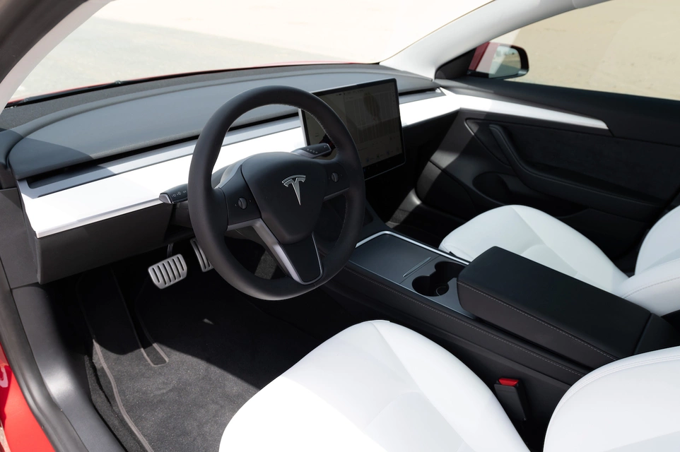 Rent a Tesla Model-3-Perfomance red, 2023 in Dubai