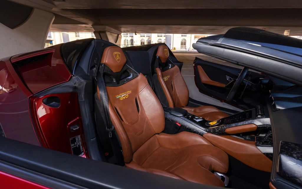 Rent a Lamborghini Evo-Spyder maroon, 2023 in Dubai