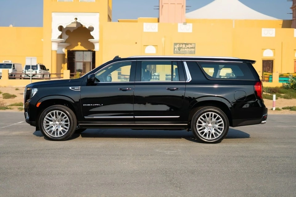 Rent a GMC Denali-XL black, 2024 in Dubai