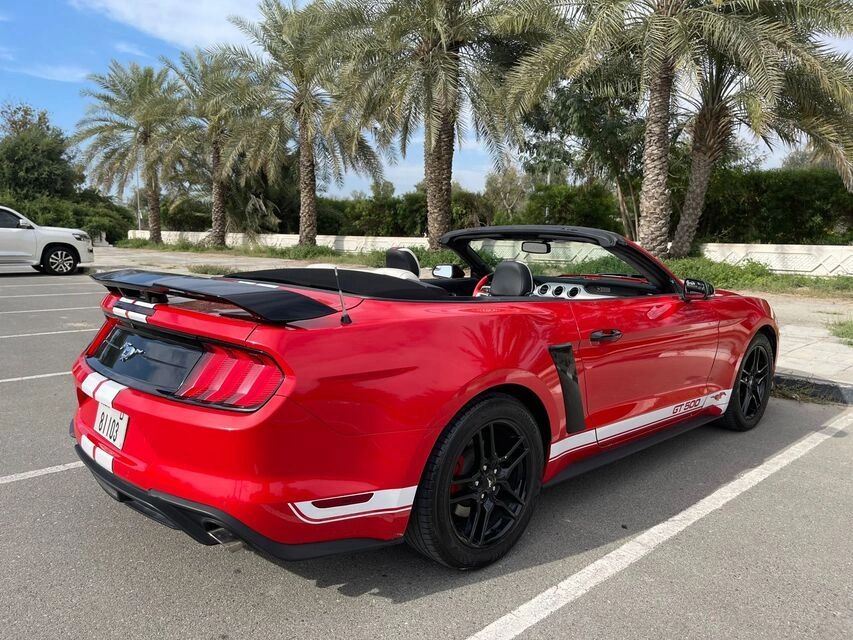 Аренда Форд Мустанг-Кабриолет красный, 2020 в Дубае