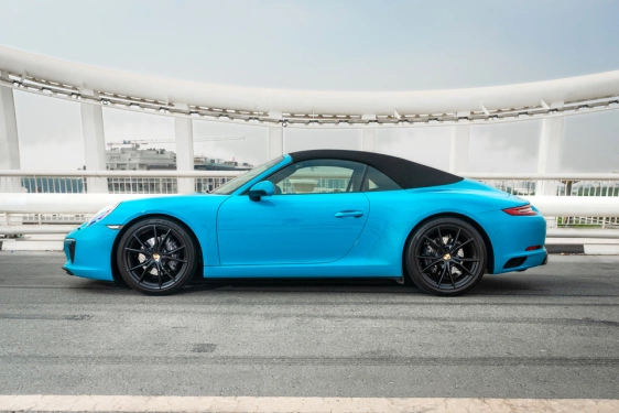 Rent a Porsche 911-Carrera-Cabrio blue, 2018 in Dubai